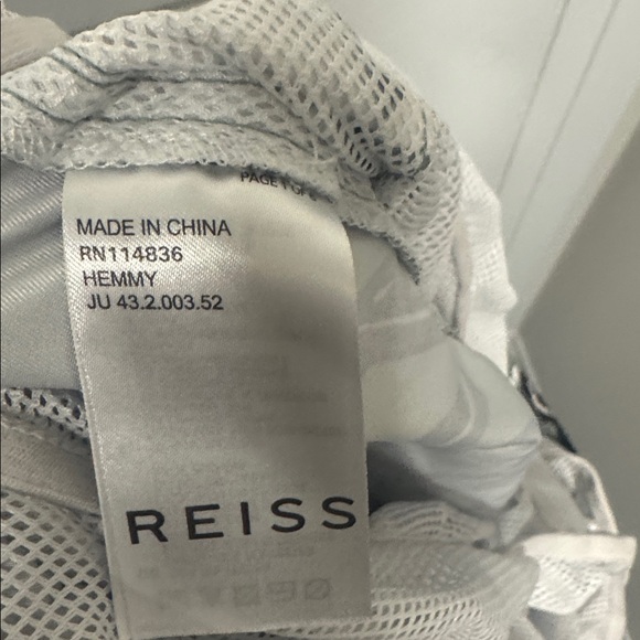 Reiss Patterned Swim Shorts- Large - Picture 9 of 10